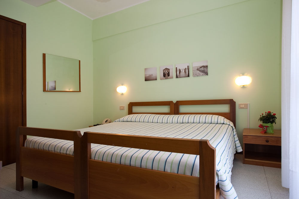 Eugenia Hotel 3*